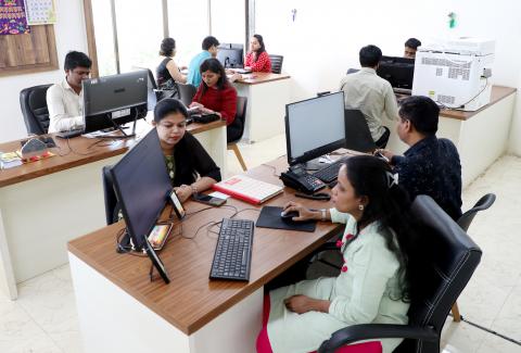 Helpdesk and SRO Representatives, 4th Floor- Offering support and resolving issues for promoters, agents, and complainants through helpdesk and SRO representatives.
