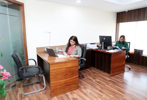 Legal Consultants, 8th Floor